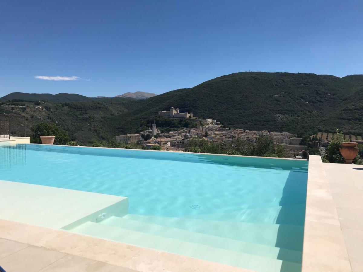 Agriturismo Collerisana Spoleto Exterior foto
