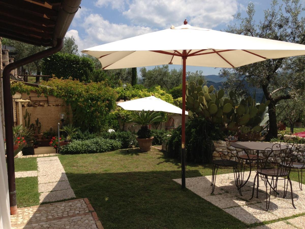Agriturismo Collerisana Spoleto Exterior foto
